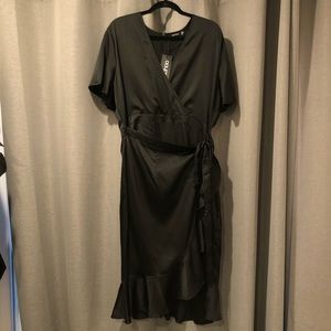 Boohoo black wrap dress